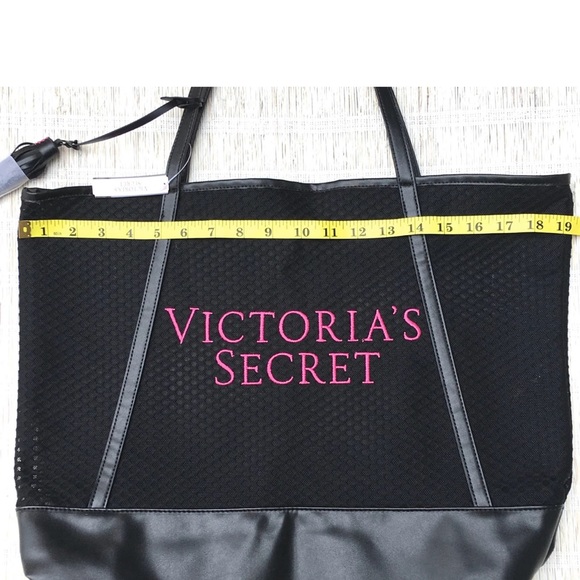 NWT Victoria's Secret Tote Weekend Beach Bag Purse, blk,          w/ Tassel - Picture 2 of 7